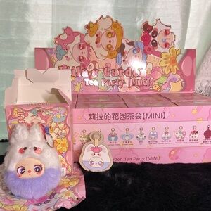 Liila’s Garden Tea Party MINI, keychain (1) Blind Box